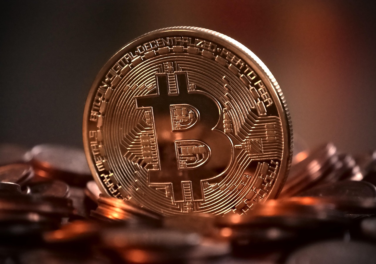 比特币减半满周年、涨逾三成！机构进场加速牛市